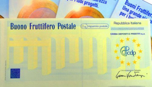 E’ illegittimo il diniego di poste al rimborso di buoni fruttiferi cointestati ad uno o più soggetti defunti e dotati della clausola di pari facoltà di rimborso